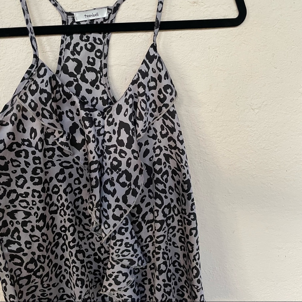 Teenbell Razorback Leopard Print Top Size Small - Picture 3 of 3